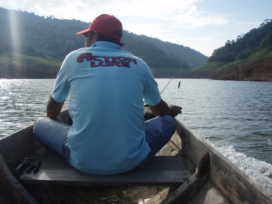 มาดูเรือลำของนายเด่ะกับนายจอบ้างค