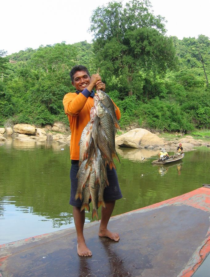 เจ้าของเรือ   503  ไต๋โถครับ

  :cheer: :cheer: :cheer: