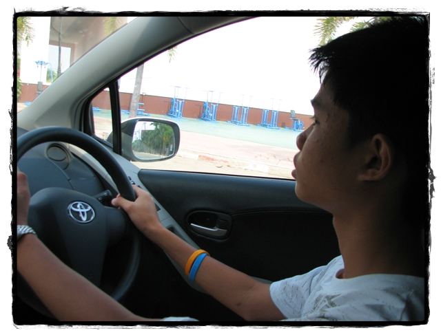 ลูกเขยน้าปูรับอาสาพาไป ปราสาทหินพนมรุ้ง



 :grin: :grin: :grin: :grin: :grin: