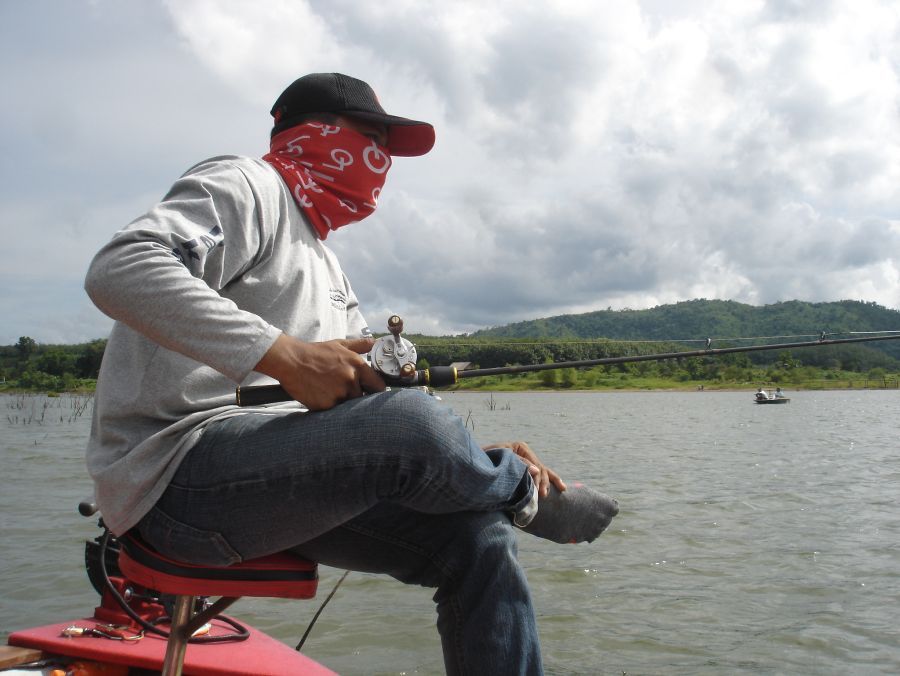 เด็กหัวงู น้าหมี Snake Head Team 
 
