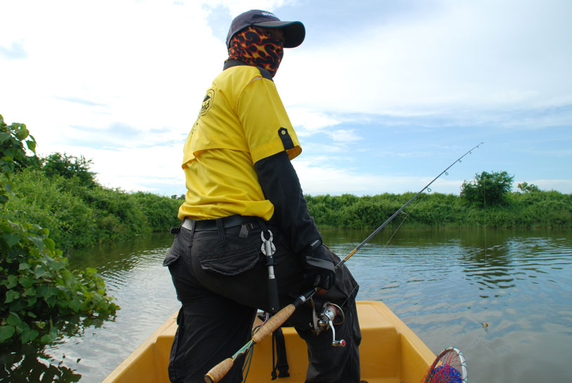 เรือออกแล้วครับ  เน้นหาปลาจิบครับ   :smile: