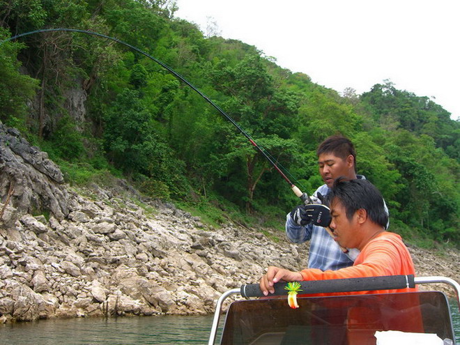   ถึงหมายเด็ดพอเรือเข้าหมายได้ไม่น