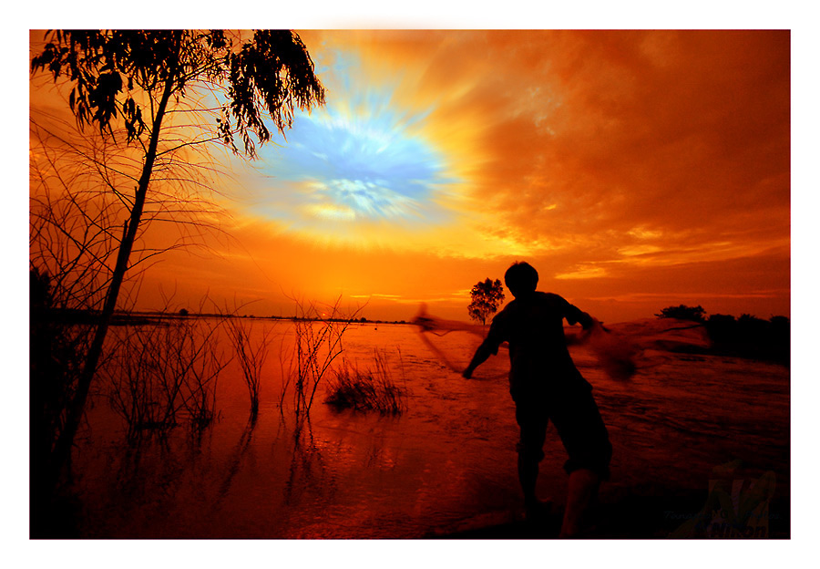 " ทอดแห "....

หวัดดีน้าก้อง... :love: :love: :love: