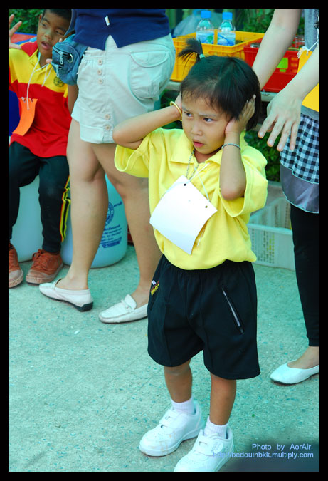 นู๋สับสน และ ทนรับฟังไม่ได้ 
กิ๊ ๆ ๆ ๆ ๆ ๆ ๆ