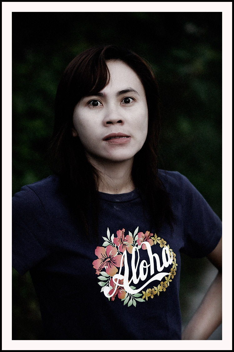          สวัสดีครูเต้ย

เอ้า... คาถาบูชาเมีย 

รักเมียต้องอดทน .......ต้องเป็นคนเคารพเมีย 
รักเ