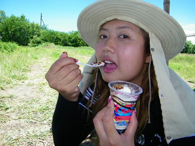 อ้าม...อ้ำ...หุ๊หุ๊...หวานเย็นนนนนนน.....ชื่นจัย... :umh: :umh: :umh: :umh: