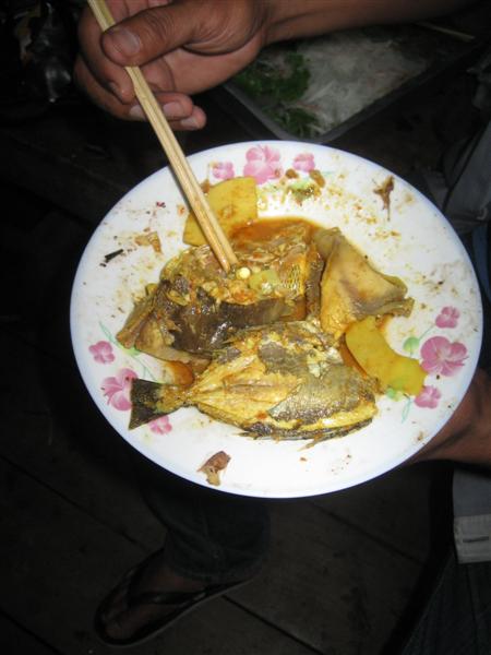 ปลาสลิดหิน...ต้องแกงเหลือง..เท่านั้น..เจ้าโชค..จัดให้