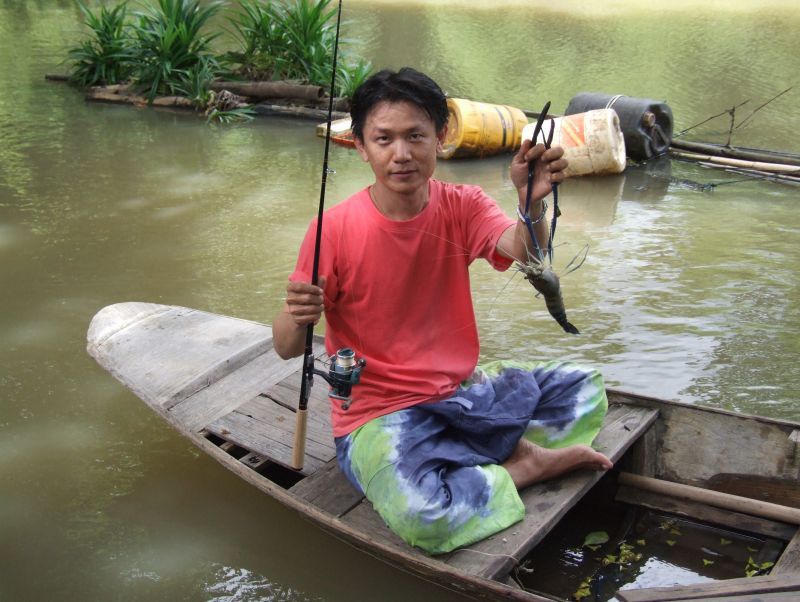 เวลามีน้อยครับ พี่เขาต้องกลับกัน เ
