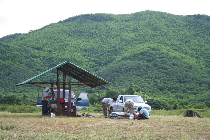 ต้องช่วยกันทำมาหากิน (ไม่ทำไร่)
.....ขอบคุณน้า...
buk.prachinburi
Champ_ISUZU
เล็กแปดริ้ว 
พงษ์