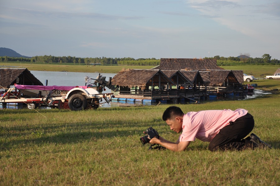 ดูตากล้องเก็บภาพสิครับฮิฮิฮิ :laughing: :laughing: :laughing:
