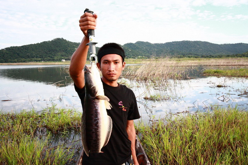 ไต๋ จิตร ขอหล่อบ้าง  :cool: :cool: