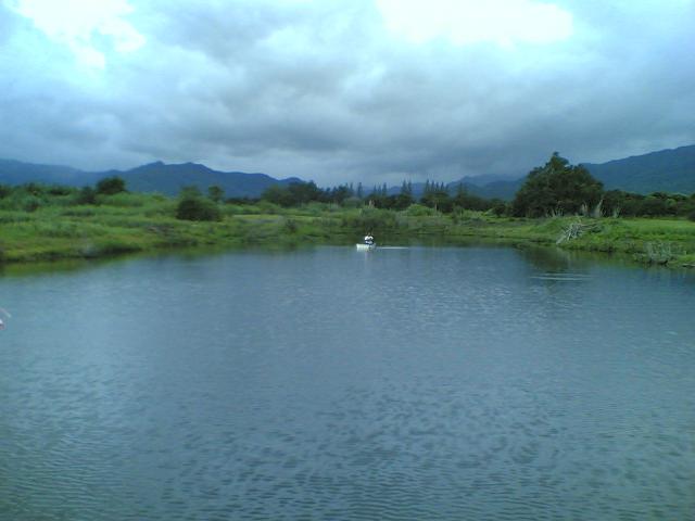 เวิ้งน้ำสวยๆ ก็เอาเรือลงครับ สนุกๆ ดีครับ :grin: