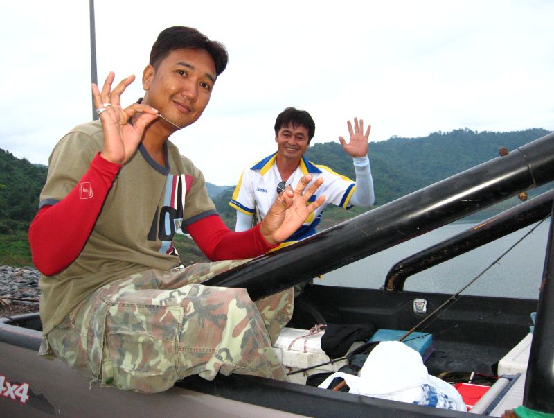 ทุกอย่างพร้อม น้าท็อป บอกครับ อิอิ :grin: :grin: :grin: :grin: :grin: :grin:
