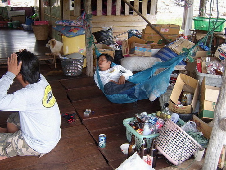 เจ้าเอส อิ่มแห้วจนตาถลนเลย.... :laughing: :laughing: :laughing: :laughing: :laughing: :laughing: