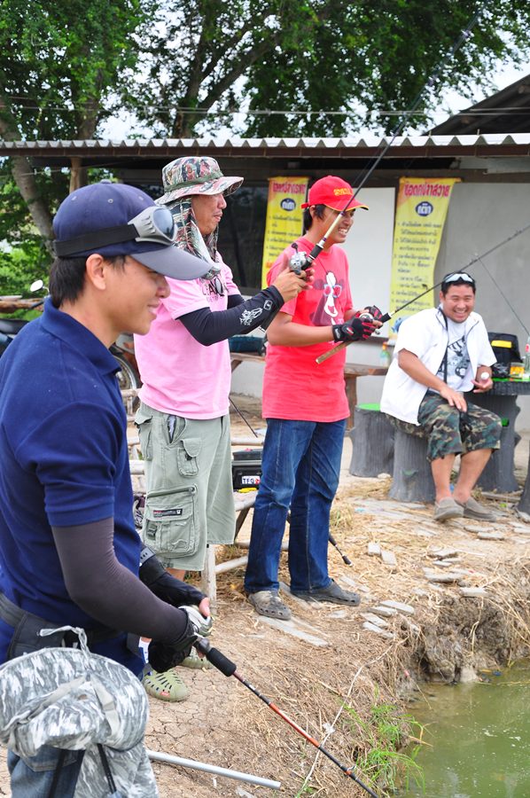 บางส่วนก็แยกมาตรงหม่องผมเหมือนเดิมครับ :grin: :grin: :grin: