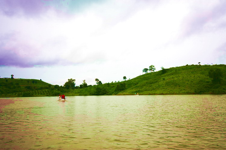 วันนี้มีน้าบอล มหานคร มาลอยเรืออยู่ด้วย  :cool: :cool: