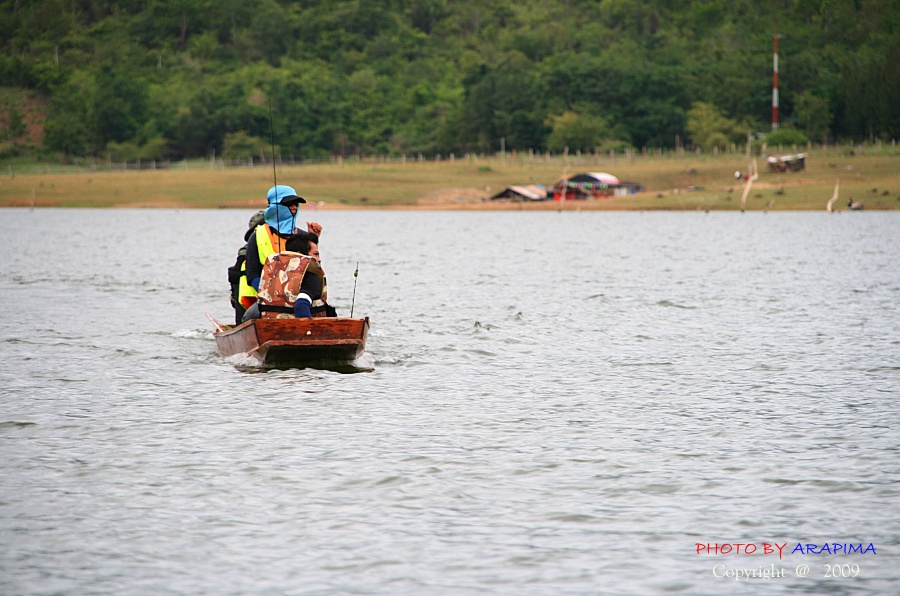  :grin: :grin:  น้าน้ำ กับ น้าเต๋า กลับเข้าแพมาเป็นลำสุดท้าย   :grin: :grin:
