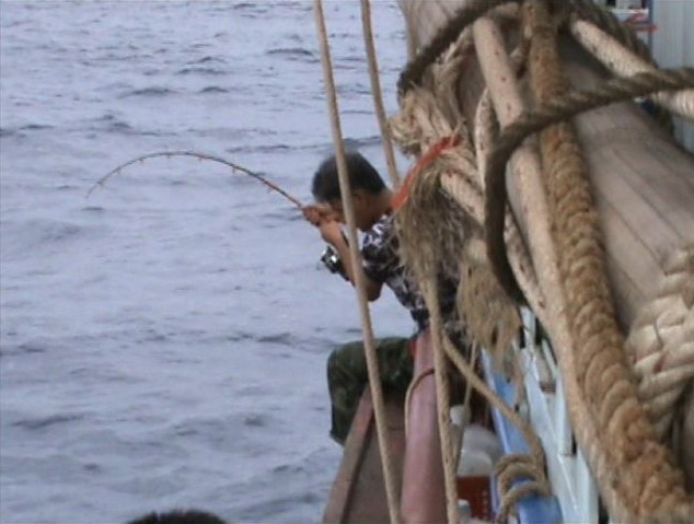 น้ากบโดนเต็มๆ  ร้องหาเข็มขัดลั่นเรือ :mad: