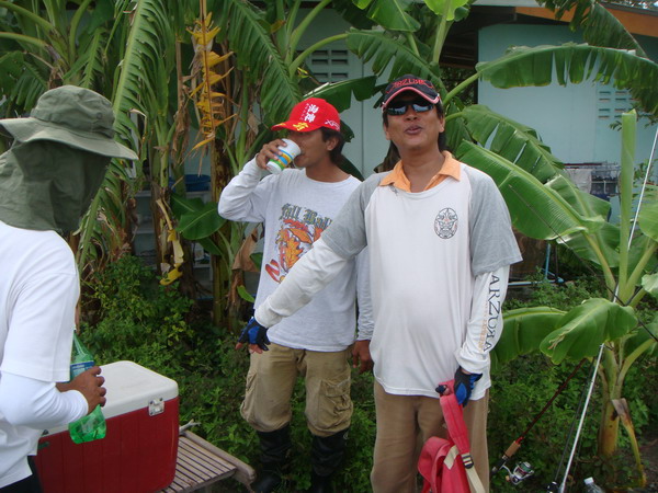 คู่แฝดครับ   :grin: :grin: :cheer: :cheer: :cheer: :cheer: