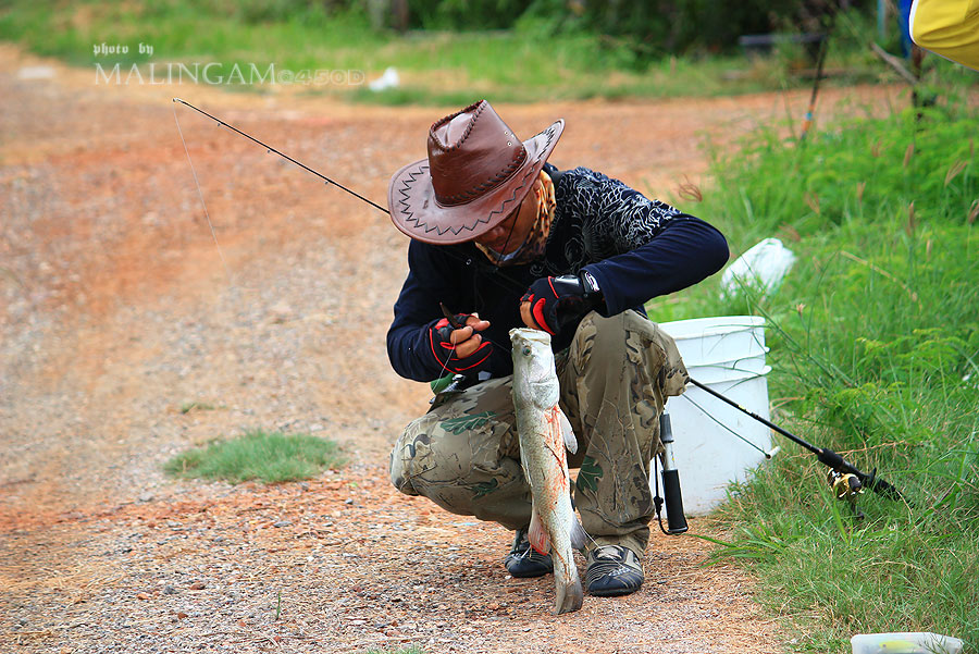 ตัวนี้ต้องเอากลับ.... :umh:

