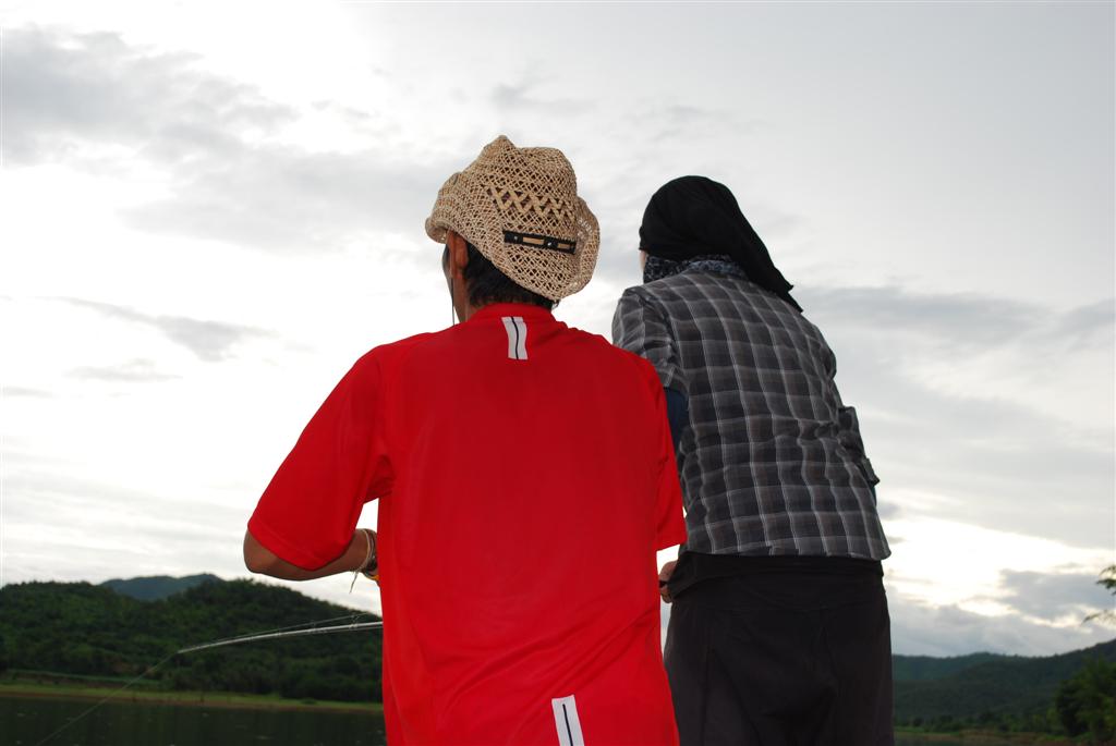 




 [b]ลุ้จนตัวโก่งครับ......ดูวิว่าทริบนี้จะรอดมั๊ย...........ตามลุ้นครับ.....เป็นช่วงท้ายๆ.