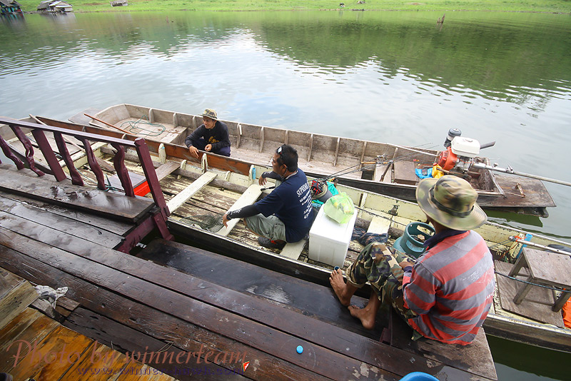 เรือพร้อมทีมสองเตรียมออก :grin: