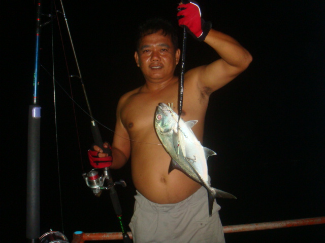 พี่รงค์ จิ๊กท้ายเรือ ก็โดน.....