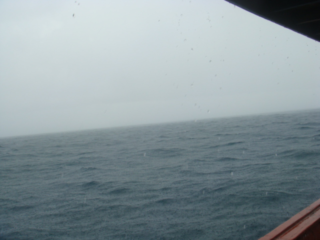 ถึงกะรังหวา...เจอฝนครับ