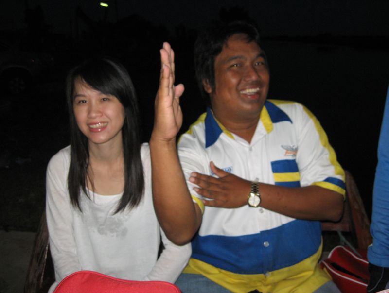 ขอถ่ายคู่กับ ผบ. หน่อย อิอิ  วันนี้ น้าเม่น บอก มือแข็งปัง  เอิ๊ก ๆ ๆ ๆ ๆ ๆ ๆ ๆ ๆ 

..............