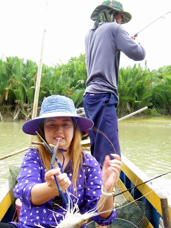 ทุกคนช่วยกันลุ้นนู๋โสกันใหญ่เลย... :ch
