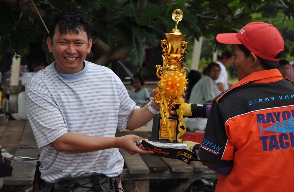 เสื้อทีมครับ  Rayong Tackle & All Wood

 :cheer: :cheer: :cheer: :cheer: :