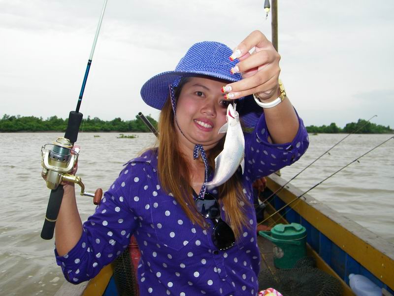 แหม... [b]เจ้าถั่วแปบ...[/b]นั่นเอง...จ้องตั้งนาน...นึกว่า... [b]น้องกุ้ง...[/b]ซะอีก... :grin: :gri