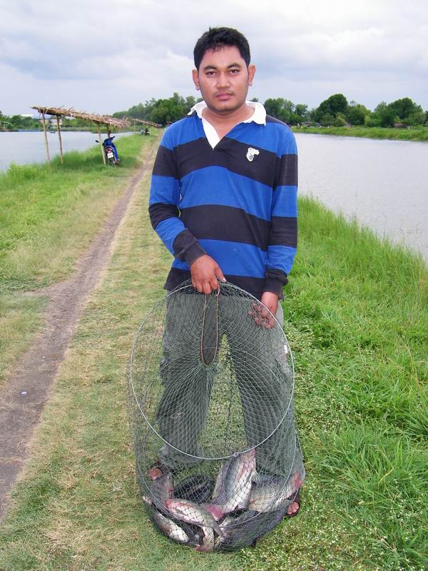  [b]วันเสาร์ตกกุ้ง[/b]...อ้าวส์... [b]วันอาทิ