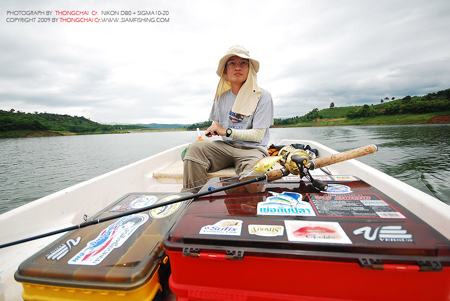 ตำแหน่งใหม่ พนักงานขับเรือ (ว่าแต่อย่าซิ่งเหมือนรถนะพี่) :laughing: :grin: :grin: :grin: :laughing: