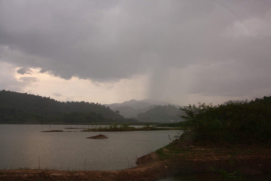นี้ไงฝนมันมาแล้วเร็วๆๆ