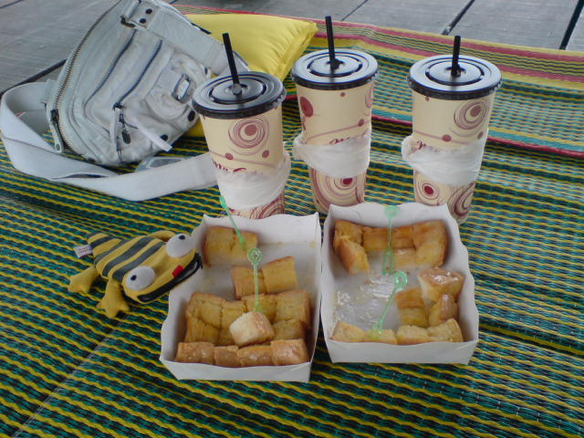 พักหาอะไรกินก่อนครับ :cool: :cool: