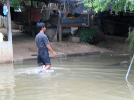 น้ำมันจะขึ้นไปท้วมข้างบนแล้วอ๊าว