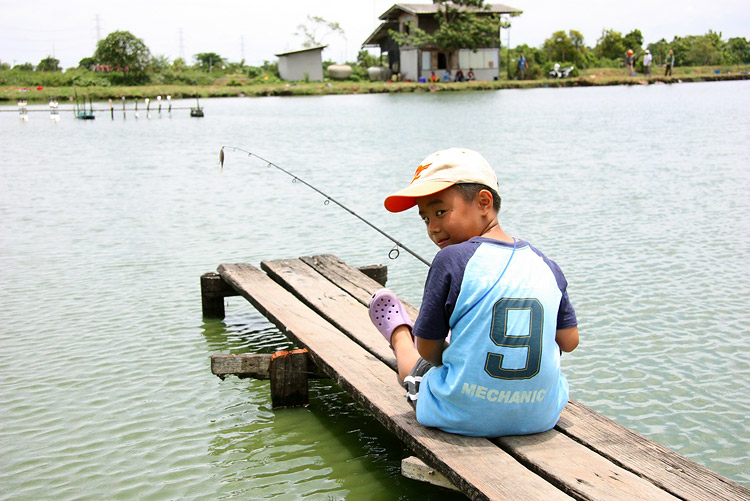 ลูกนักตกปลาชาวญี่ปุ่นคับ


อยากมีลูกชายแบบนี้ม่างเจงๆ   :blush: