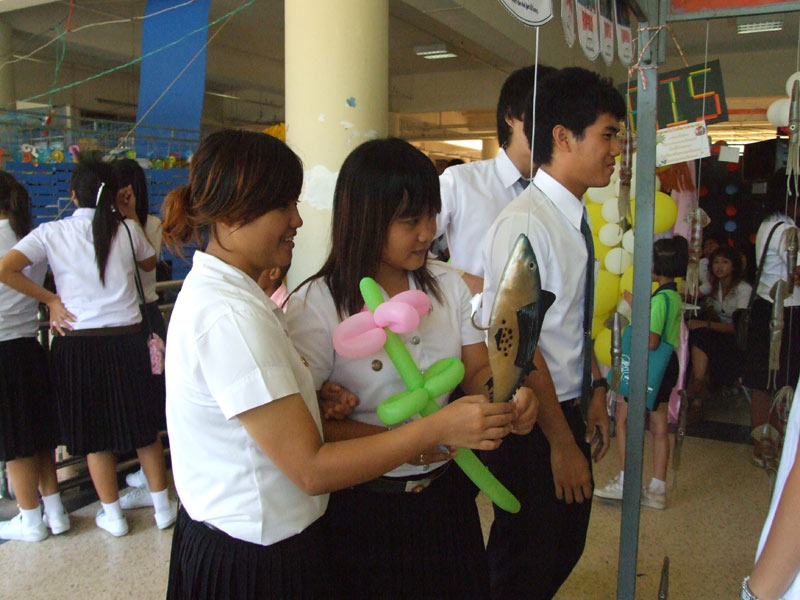 เด้กมหาลัยก้ยังจับ :blush: