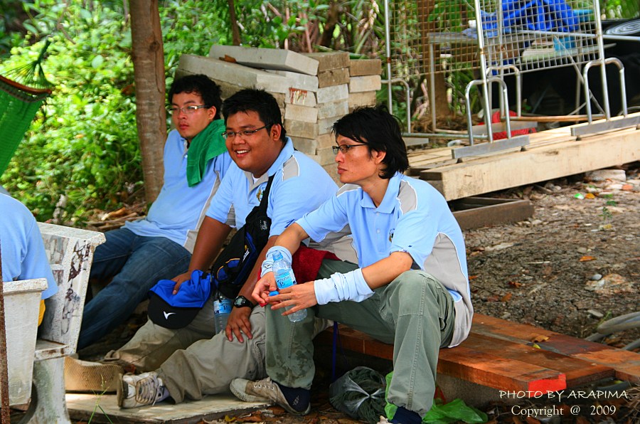  :grin: :grin:  เบื่องหลัง.......จริงๆแล้วนั้งสลดแบบนี้ค้าบ เอิ๊กๆๆๆๆ   :laughing: :laughing:


 