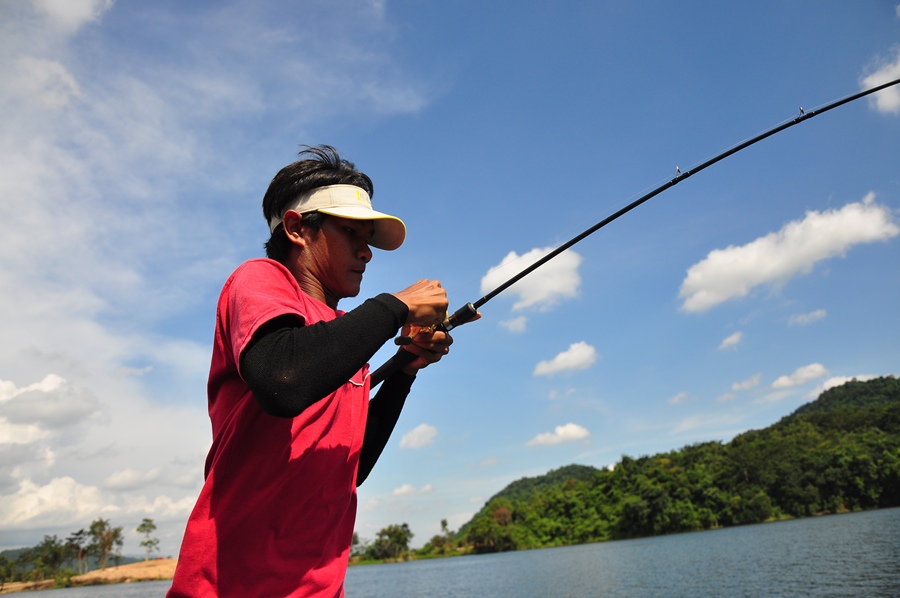 กระชากทีเรือเอียงเลยอ่ะ :grin: :grin: :grin: