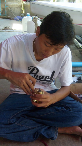 เลยไปล้างรอกดีกว่า..... :laughing: :laughing: :laughing: