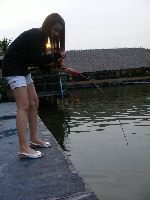ตานู๋ อีกแล้ว

อัดมันเข้าไป