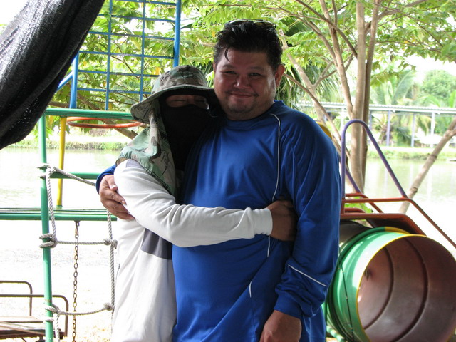 คู่นี้รักกันมากเลยครับ :laughing: :laughing: :laughing: :laughing: