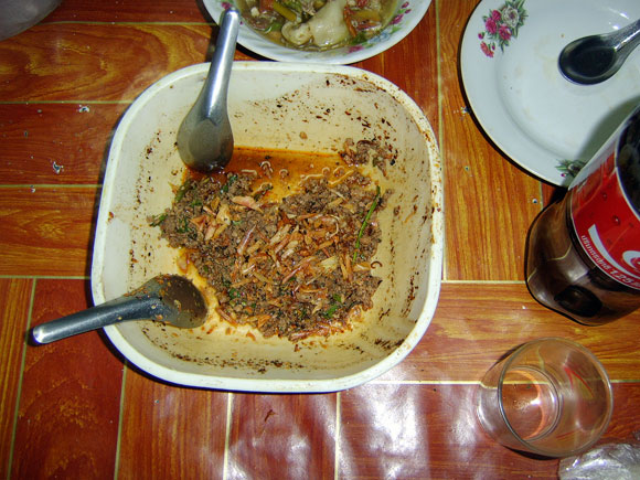 ลากันด้วยภาพนี้ครับเนื้อล้วนๆ :umh: :umh: 