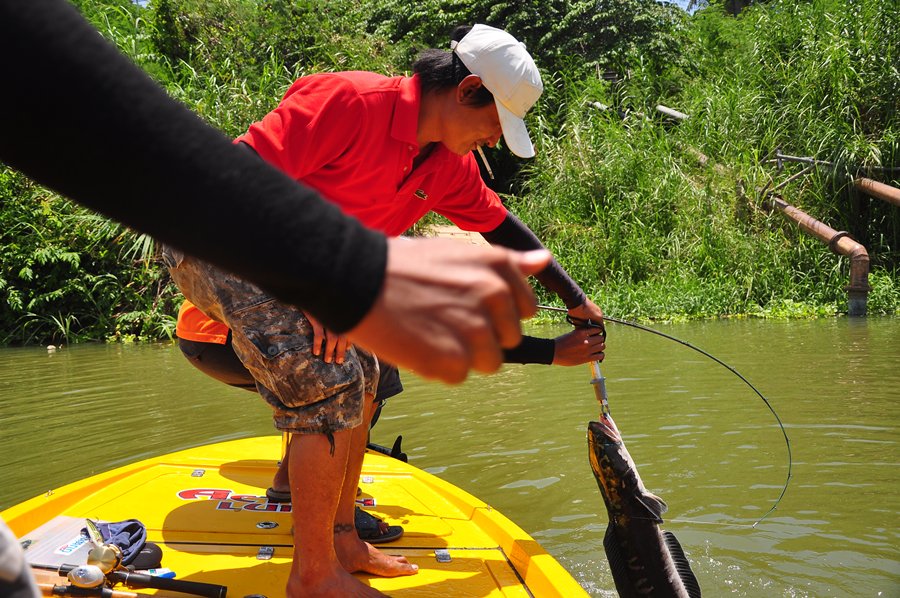 เรียบร้อยโรงเรียน Actionlure คร้าบบบบบบบ :grin: :grin: :grin: เอ้ามือใครมาบังว่ะเนี่ยยยยยย :grin: :g