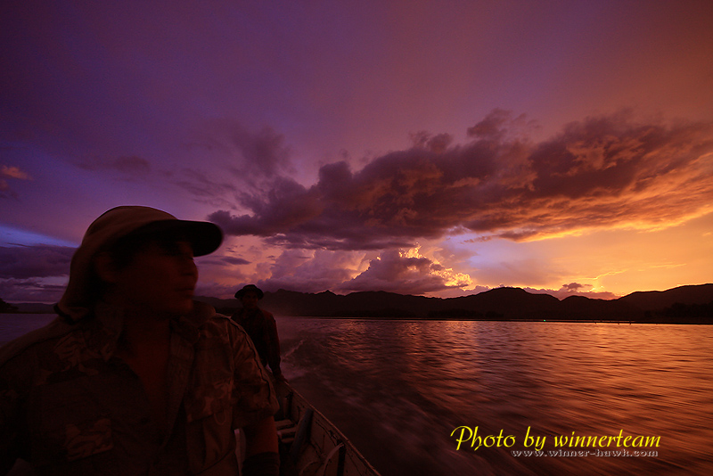 ตกจนใกล้มืดไม่ได้ปลาอีกกลับแพดีกว่า :grin: :grin: