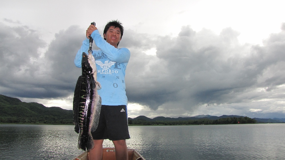 หวัดดีครับน้า AR-fishing ขอบคุณมากครับ
--------