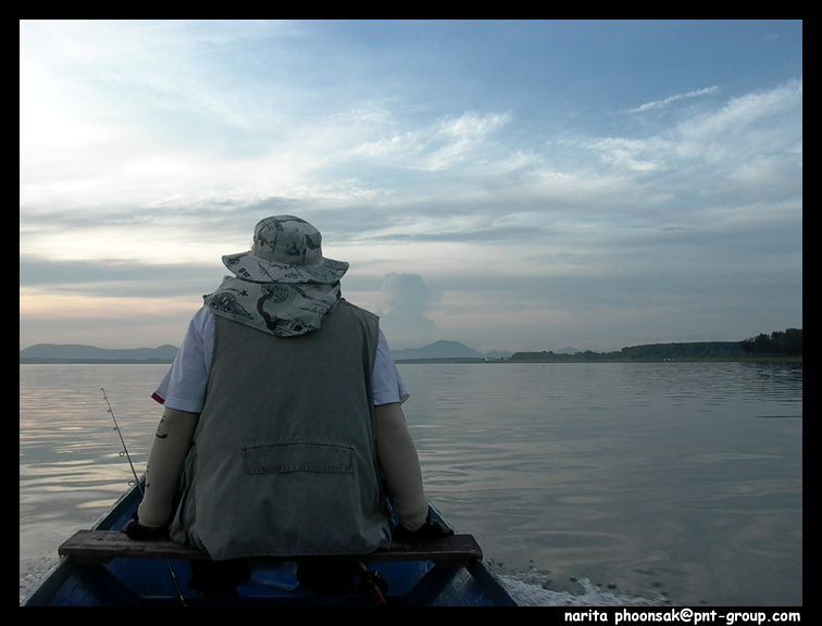 ผู้สูงวัยอยู่หัวเรือ
 :love: :laughing: :love: :laughing: :love: