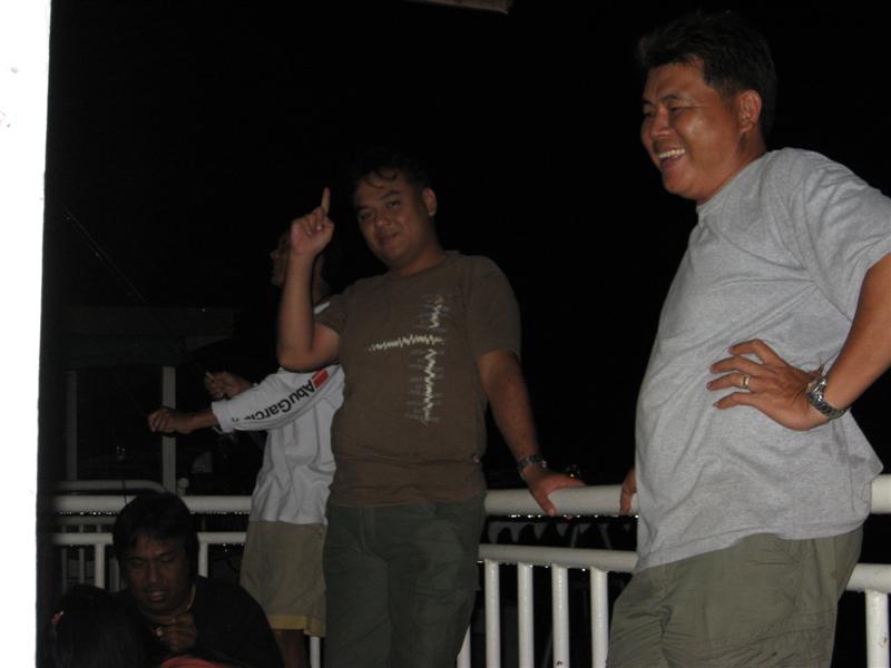 น้าโมก(กีตาร์เทพ)เราบอกงานนี้ ขอตัวเดียวครับ เอิ๊กๆ ๆ ๆ ๆ ๆ ๆ ๆ ๆ ๆ
 :laughing: :laughing: :laughin